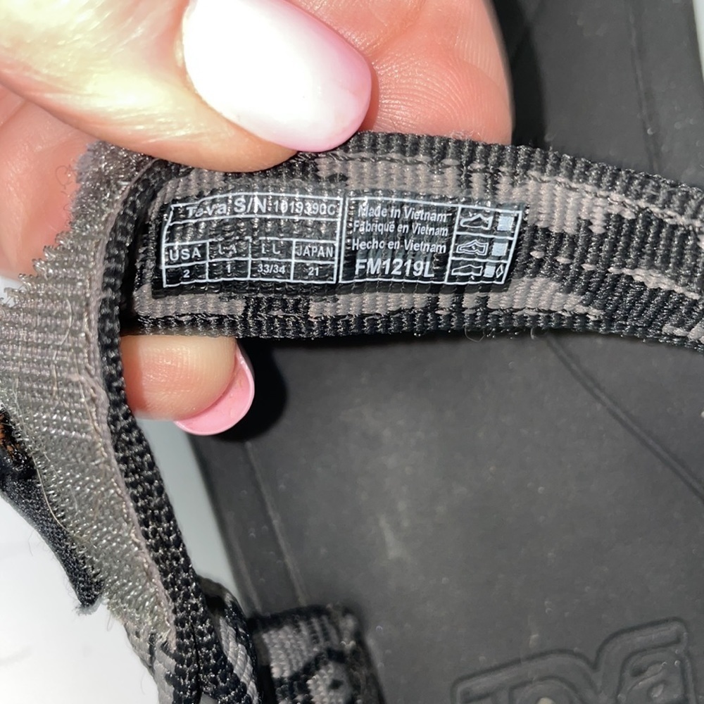 Teva Hurricane Big Kids Size 2 Lightweight Outdoor Sandals - Picture 5 of 6